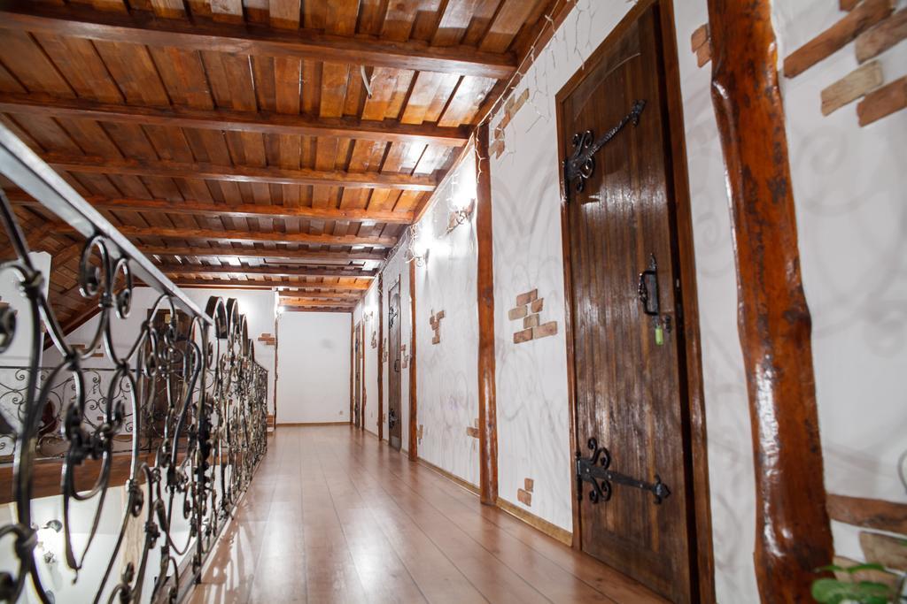 Karalinski Falvarok Tyzengauza Hotel Korolino  Room photo